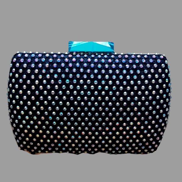 CLASSEE BOUTIQUE Handbags - Black Clutch